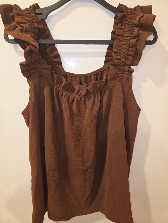 Tops - Ruffled Sleeveless Women’s Top in Brown